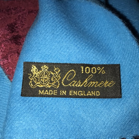 Blue Cashmere Scarf - Picture 2 of 3